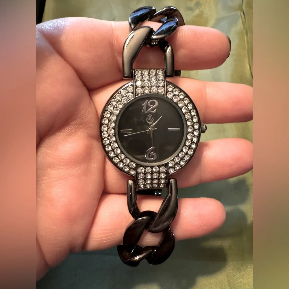Premier Designs Watch - Picture 2 of 2